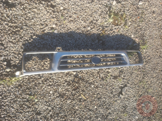 Sıfır toyota ön panjur