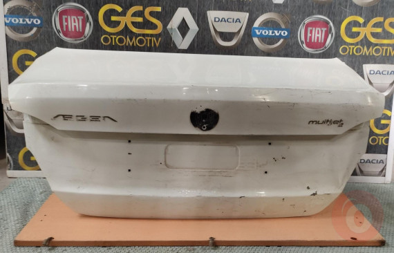 FİAT EGEA SEDAN BAGAJ ORJİNAL ÇIKMA PARÇA