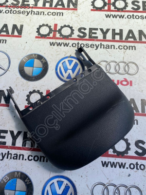 5H0858560 volkswagen golf 8 direksiyon kolonu üst kaplaması