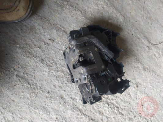 2014 2019 Renault Megane 4 sol arka kapı kilidi