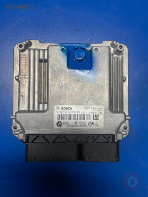 0281019679 BMW F30 2.0D ÇIKMA MOTOR BEYNİ
