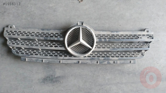 Mercedes sprinter 313 çıkma ön panjur