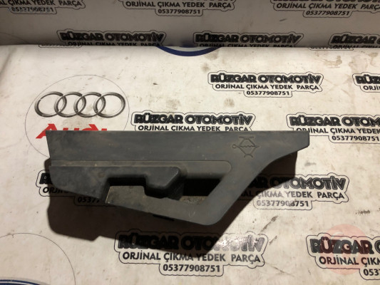 64490-02091. Toyota Corolla 2018 model plastik