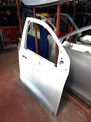 DACIA DOKKER SAĞ ÖN KAPI GÜL OTOMOTİV ÇIKMA PARÇA