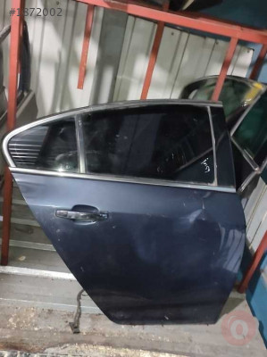 opel insignia sağ arka kapı petrol mavisi
