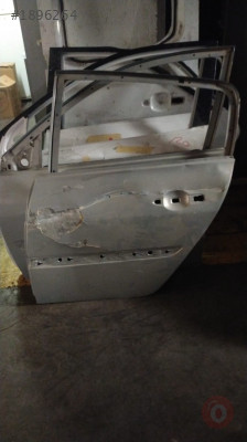 RENAULT MEGAN 2 SOL ARKA KAPI ÇIKMA