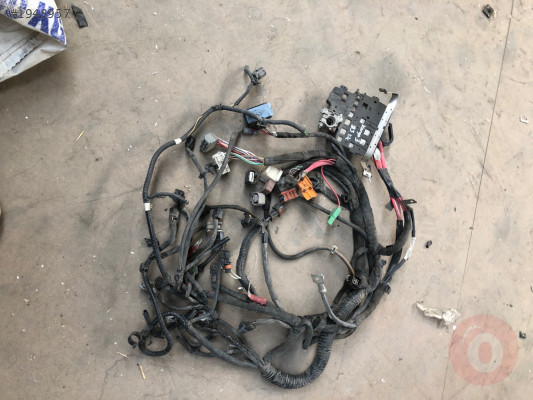 8200801255. Renault kango 3  motor tesisatı