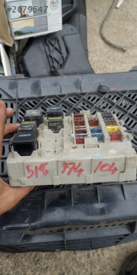 518774104 FORD TRANSİT CONNECT 1.8 TDCİ SİGORTA KUTUSU