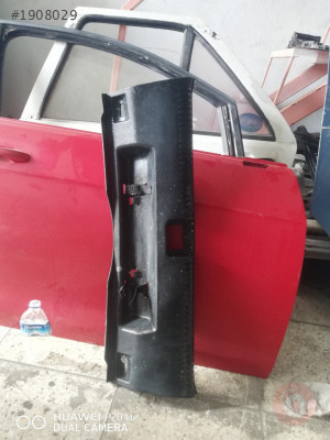 Volkswagen jetta arka panel üst kaplama çıkma orijinal