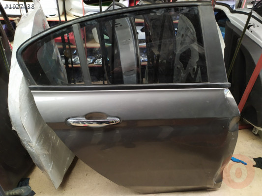 FIAT EGEA SAĞ ARKA KAPI GÜL OTOMOTİV YEDEK PARÇA