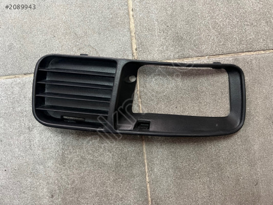 Çıkma Volkswagen Polo Sağ Sis Çerçevesi