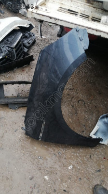 RENAULT MEGANE 4 SAĞ ÖN ÇAMURLUK