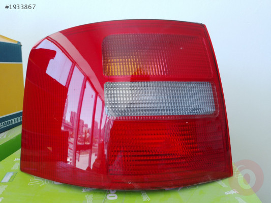 AUDİ A6 AVANT ESKİ TİP SOL DIŞ STOP LLC562