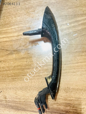 BMW F10 SAĞ KAPI KOLU