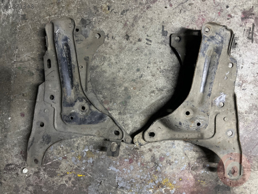 Ford ka alt salıncak sağ sol