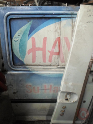 HYUNDAİ H100 ORTA SAĞ KAPI BEYAZ CAMLI 2 ADET