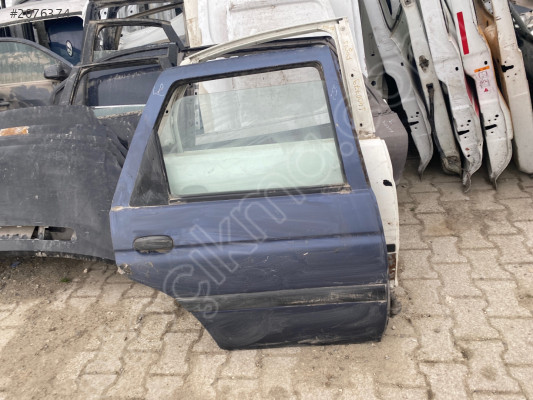 FORD ESCORT SAĞ ARKA KAPI HATASIZ DOLU