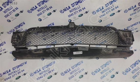 MERCEDES A SERİSİ A180 W176 KASA ORTA ALT IZGARA AMG