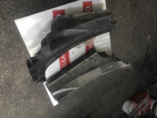 FİAT DOBLO 2 CAM ÖNÜ IZGARASI