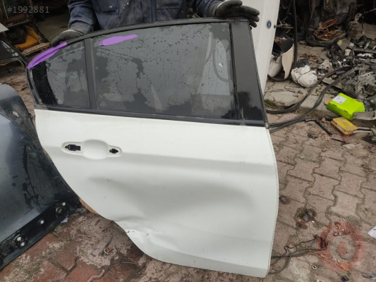 Fiat egea sağ arka kapı