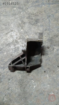 peugeot partner 1.9 şarj dinamosu ayağı braket eski tip