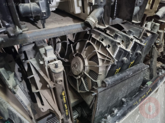 2001-2005 TOYOTA YARİS ÇIKMA TEMİZ FAN MOTORU