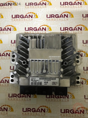 8V21-12A650-EB 5WS40584B-T SİD206 FORD FİESTA MOTOR BEYNİ