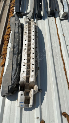 RENAULT MEGANE 4 ARKA TAMPON DEMİRİ MG OTO