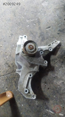 Laguna Megane direksiyon pompası ayağı çıkma