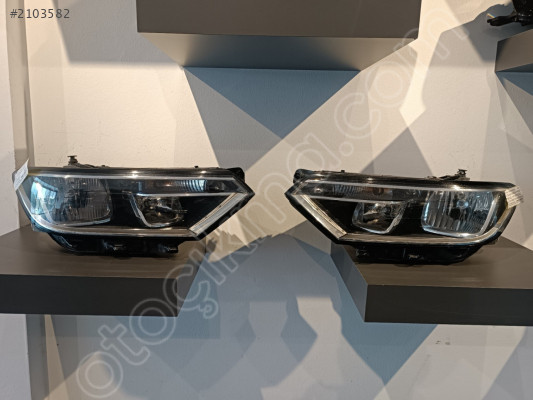 VOLKSWAGEN PASSAT B8 SAĞ FAR MERCEKSİZ 2015 90049911 3G19410