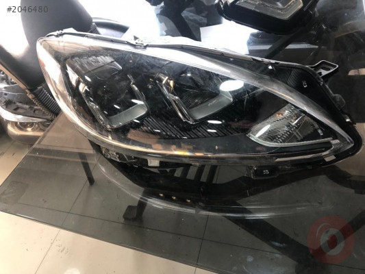 FORD KUGA SAĞ ÖN FAR