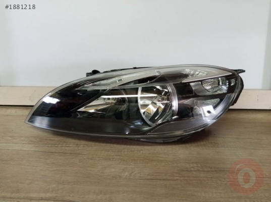 Volvo v40 sol far orijinal eyupcan oto