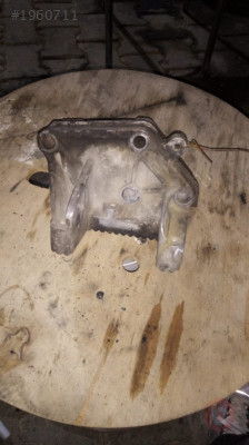 ÇIKMA PARÇA RENAULT MASTER 2 MOTOR KULAĞI