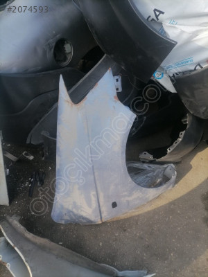 HYUNDAİ  GETZ SAĞ ÖN ÇAMURLUK ÇELİKLER OTO ÇIKMA