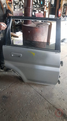 honda hrv çıkma sağ arka kapı