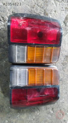 Ford Festiva sağ-sol stop çıkma