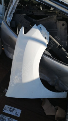 RENAULT SYMBOL 4 SAĞ ÖN ÇAMURLUK