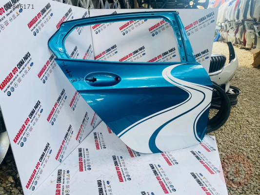 Bmw 1.16 f40 kasa sag arka kapı