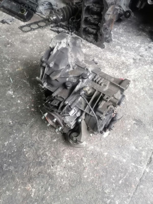 Audi A4 1.8 Düz DMU Kodlu Otomatik Şanzıman Çıkma Orjinal