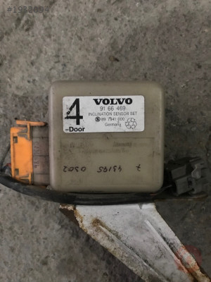 Volvo 850 çıkma röle 9166469