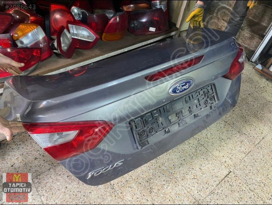 2014 FORD FOCUS 3 BAGAJ KAPAĞI DOLU ORJ ÇIKMA