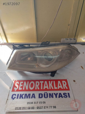 RENAULT MEGANE ORİJİNAL SOL ÖN FAR