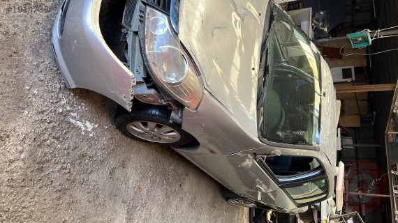 Renault Clio Talya Kasa Çıkma Parça
