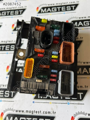 CITROEN C4 PICASSO BSM-L08-00  9661708080 SİGORTA KUTUSU IC