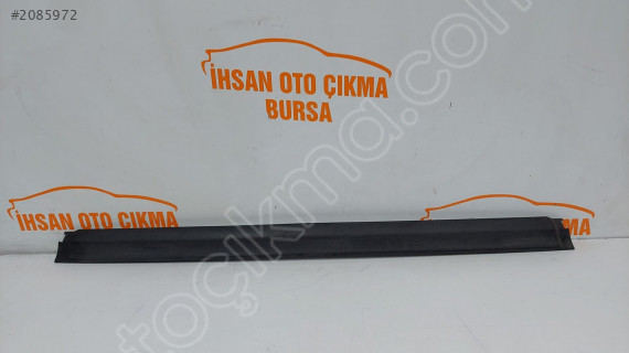 Land Rover Freelander Üst Arka Cam Çıta/Kaplaması DCD102520