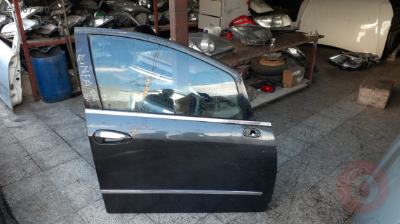 FİAT LİNEA SAĞ ÖN KAPI DOLU ORJİNAL HATASIZ