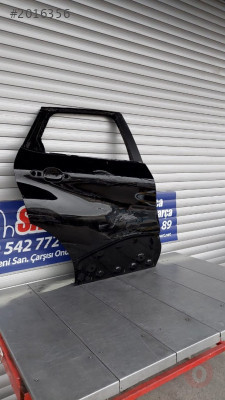 RENAULT CAPTUR SIYAH SAG ARKA KAPI-DÜZCE ÇIKMA