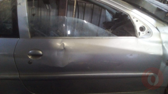peugeot 206 sağ ön kapı dolu