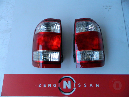 Nissan Pathfinder 1998-2001 Sağ Arka Stop Sıfır Çıkma Parça