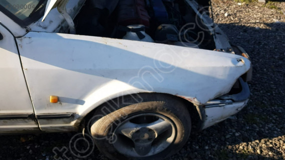 Ford escort (89-92) sağ ön çamurluk çıkma